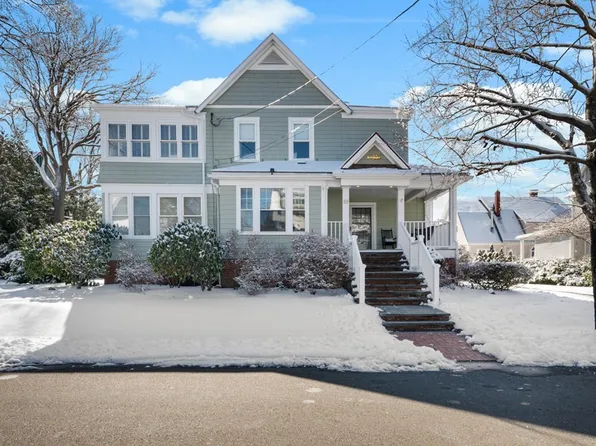 115 Rockaway Ave, Marblehead, MA 01945