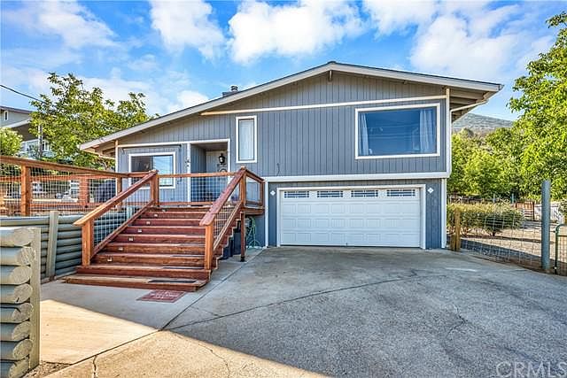 1st image of 3025 Riviera Heights Dr