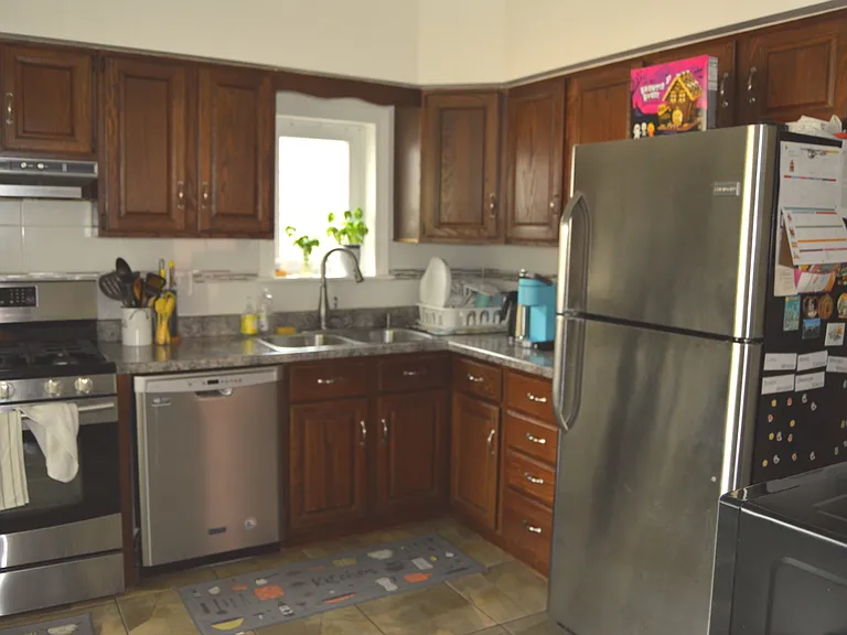3717 N Wayne Ave #2 — Photo 2
