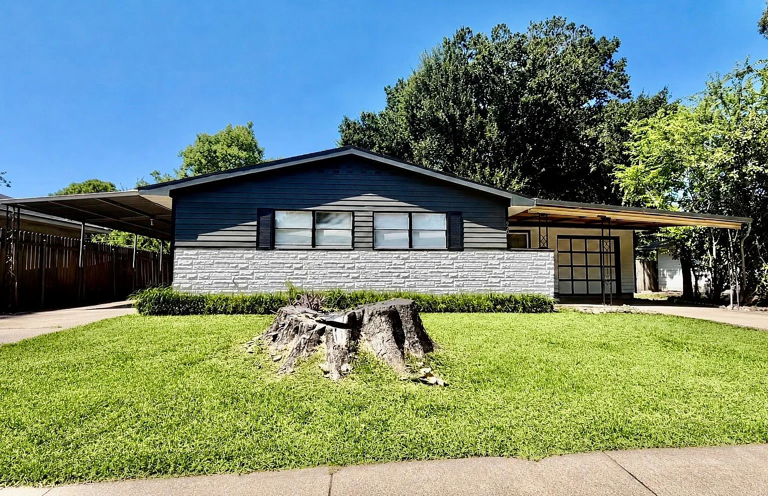 4 bed, 1.0 bath, 1166 sqft, $1,700 — Photo 3
