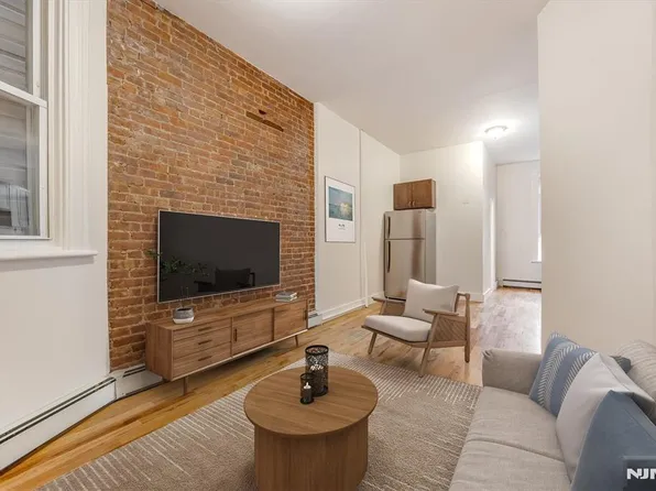147 New York Avenue #2L, Jersey City, NJ 07307