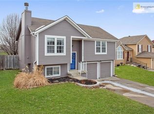 11324 N Central St, Kansas City, MO 64155