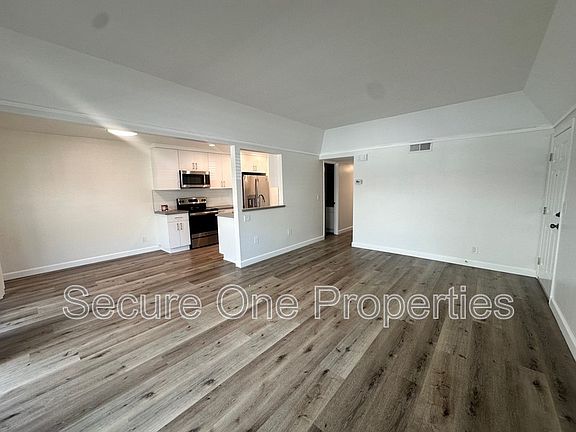 5th image of 2869 Instone Ct