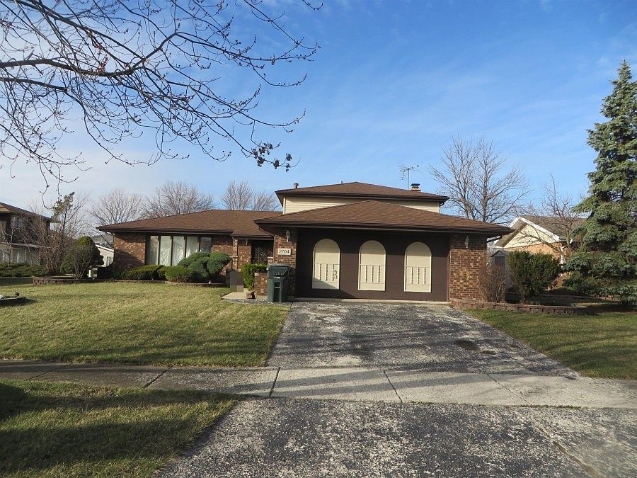 1st image of 2704 Mariner Ct