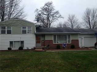 203 Jahns Rd, Napoleon, OH 43545