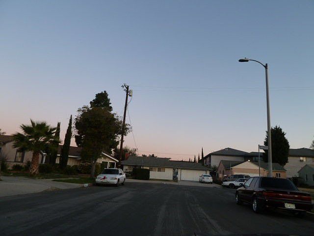 2nd image of 15407 S Menlo Ave