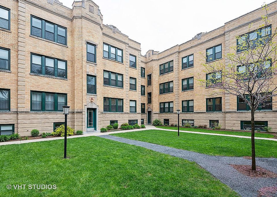 1st image of 4029 N Mozart St #3