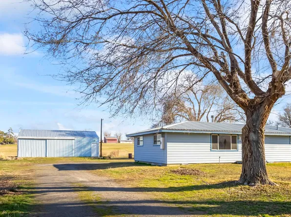 9581 NE Gateway Ave, Madras, OR 97741