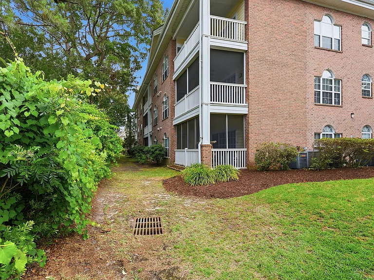 4185 Hibiscus Dr #11201 — Photo 30