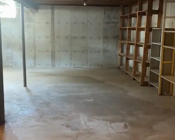 904 Montgomery Ave — Photo 14
