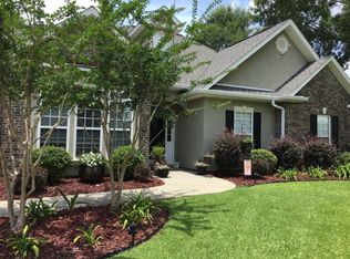 9002 Twin Oaks Ct, Picayune, MS 39466