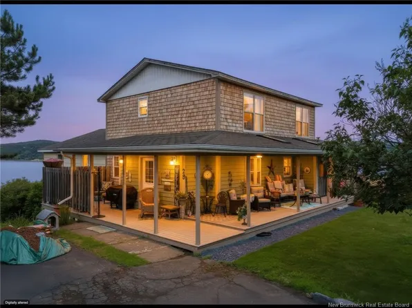 29 Hillhurst Dr, Quispamsis, NB E2E 1C3