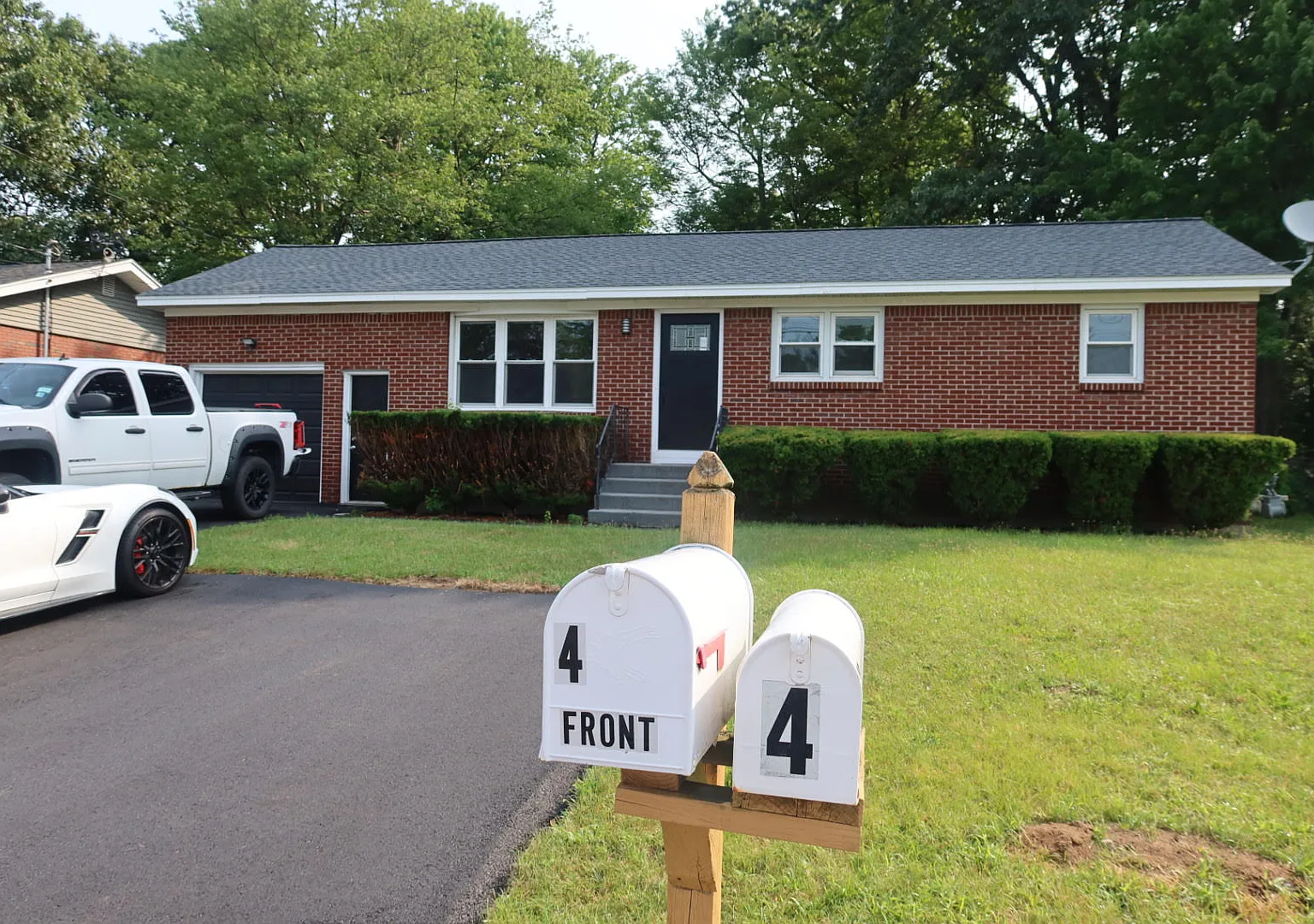 4 bed, 2200 sqft, $2,500 — Photo 1