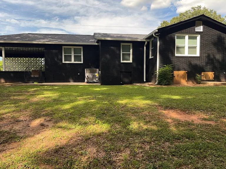 806 Pelzer Hwy — Photo 20