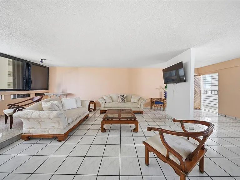 4327 Avenue Isla Verde #503 — Photo 2