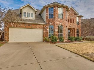 1760 Hidden Brook Dr, Grand Prairie, TX 75050