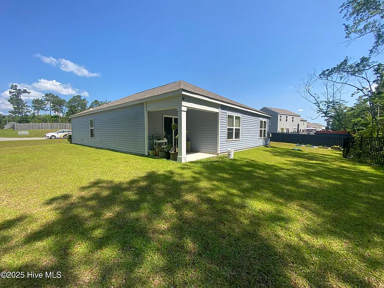 413 High Ridge Ct — Photo 12
