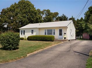 4 Dobson Rd, South Kingstown, RI 02879