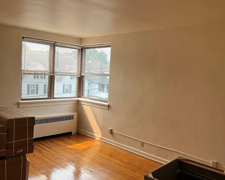 82 Chestnut St #304 — Photo 4