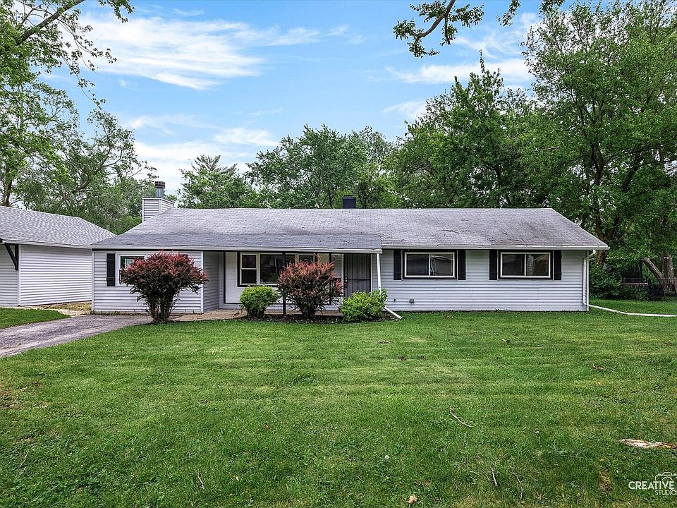 1st image of 18125 Thomas Ln