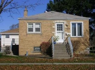 1013 E Washington St, Itasca, IL 60143