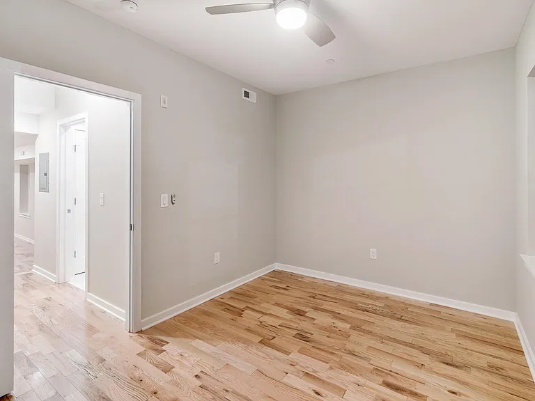 1435 N 5th St #2 — Photo 10
