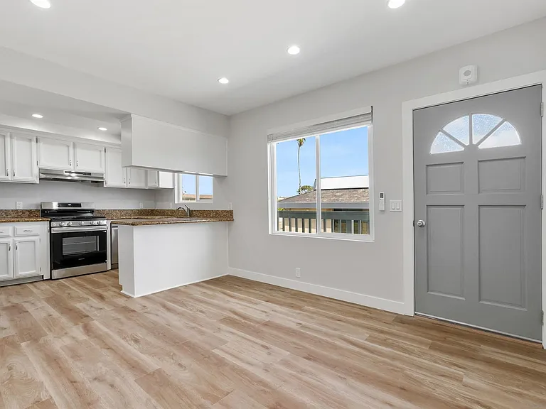 520 Pearl St #2 — Photo 3
