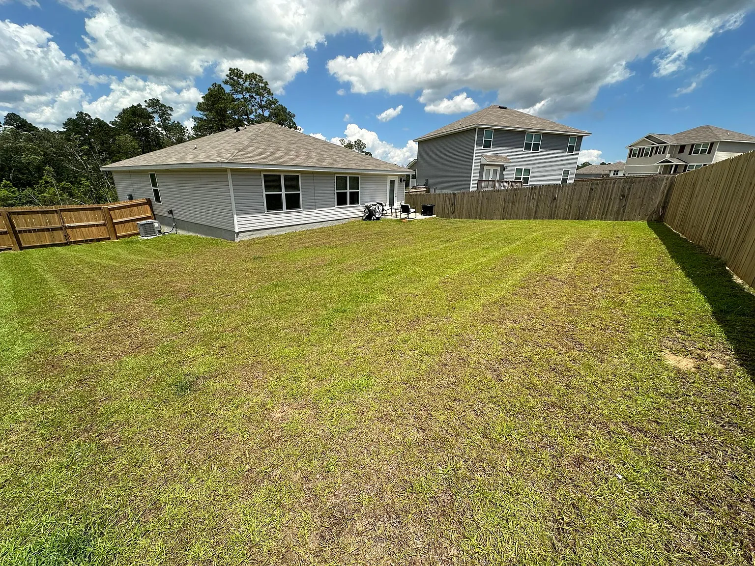 4 bed, 1387 sqft, $2,200 — Photo 4