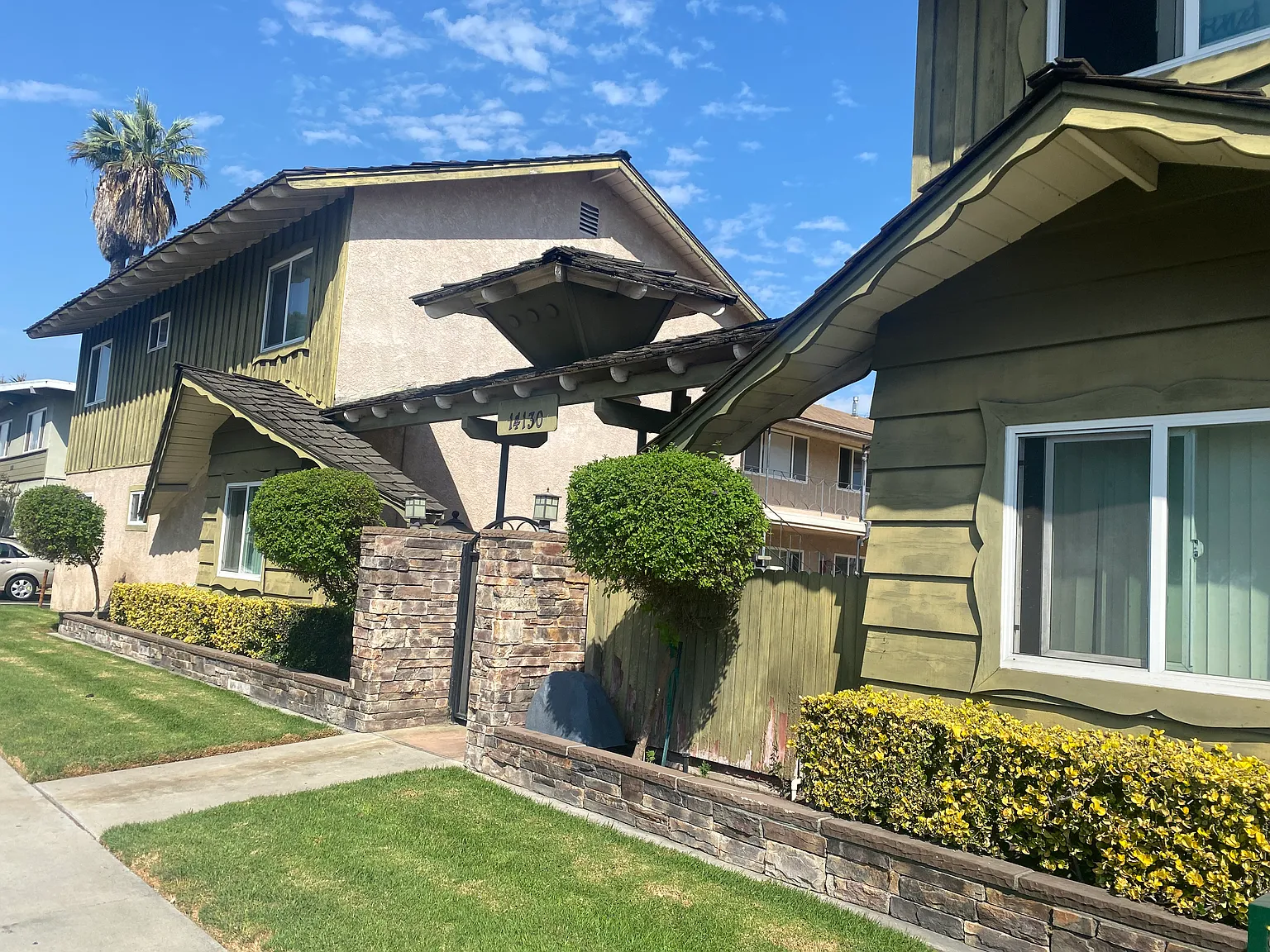 2 bed, $2,150 — Photo 1