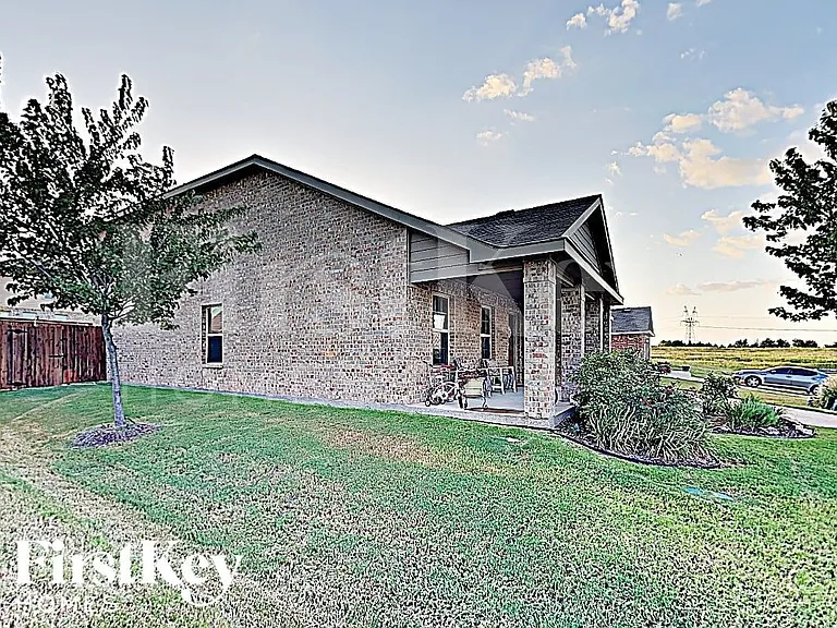 1413 Waco Turner — Photo 15