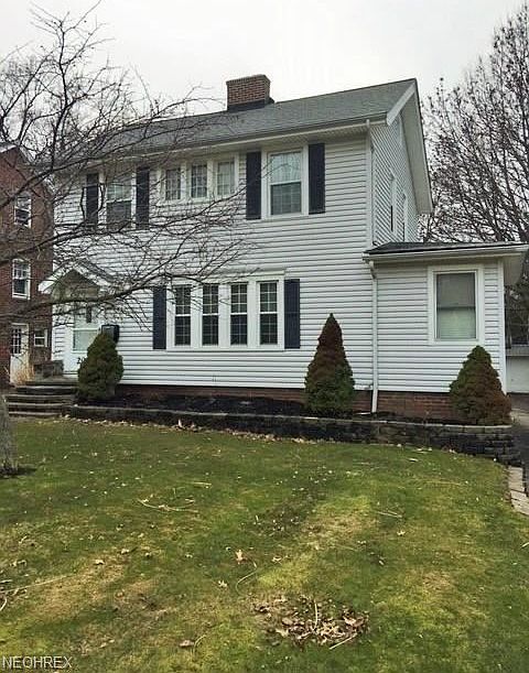 1st image of 2024 E 224th St