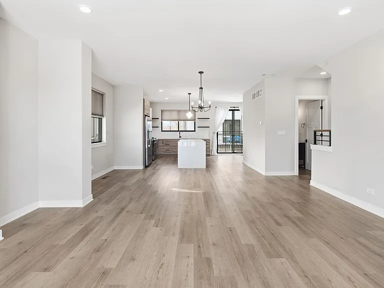 Bloom Street Townhomes — Photo 35