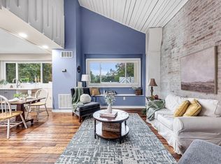 267 Locust St APT 2A, Northampton, MA 01062