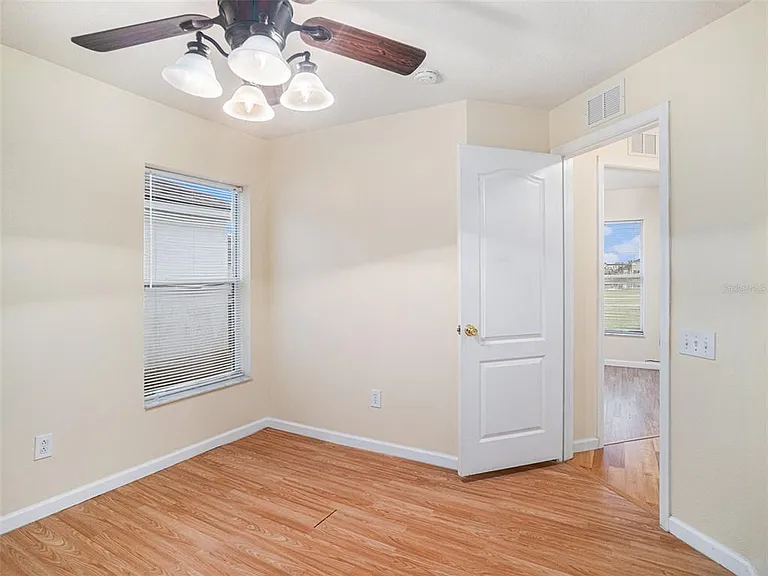 11440 Misty Isle Ln — Photo 18