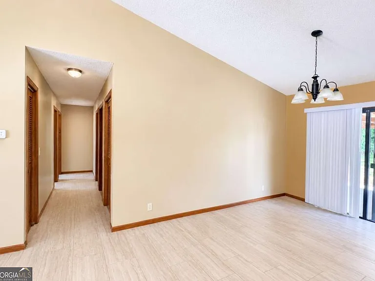 603 Plantation Village Dr — Photo 13