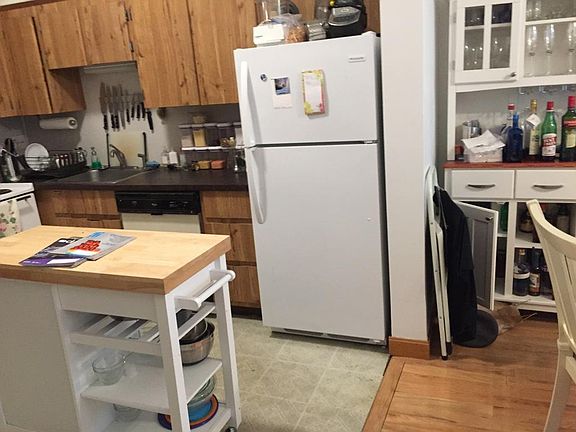 4th image of 129 Saint Botolph St APT 7