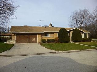 1702 Walnut St, South Milwaukee, WI 53172