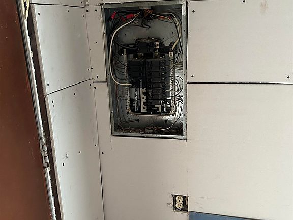 2nd image of 123 W Frank Ave