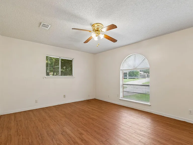 4713 Sagebrush Trl #B — Photo 5