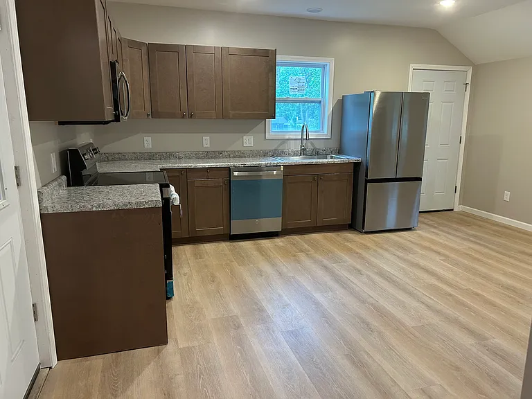 346 E Dibble St — Photo 10