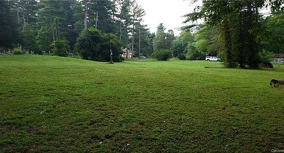 3rd image of 210 Highland Lake Dr