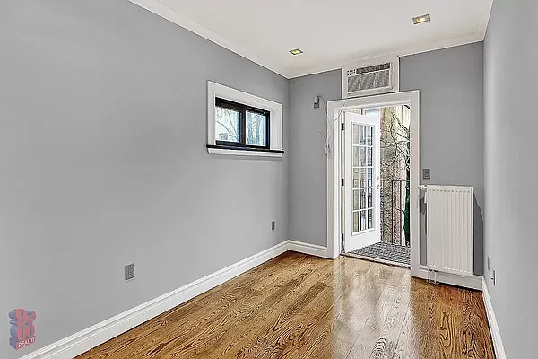 Rented by REAL New York | media 12