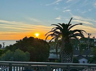 215 2nd St APT 101, Encinitas, CA 92024