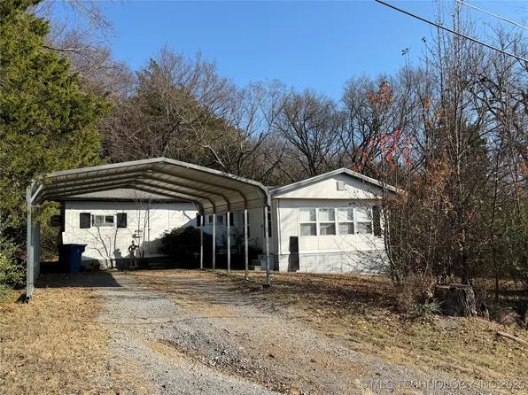 406 NE 4th St, Wilburton, OK 74578