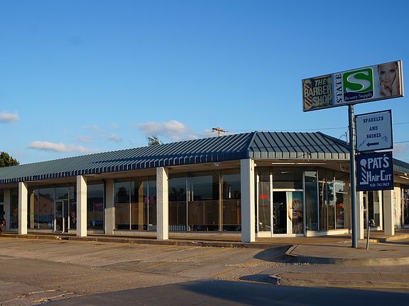 4th image of 2320 S Air Depot Blvd