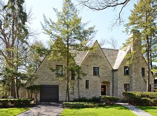 2418 Lincoln St, Evanston, IL 60201