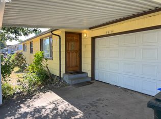 3919 S E St, Springfield, OR 97478