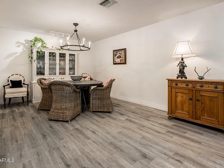 6525 E Lewis Ave — Photo 6