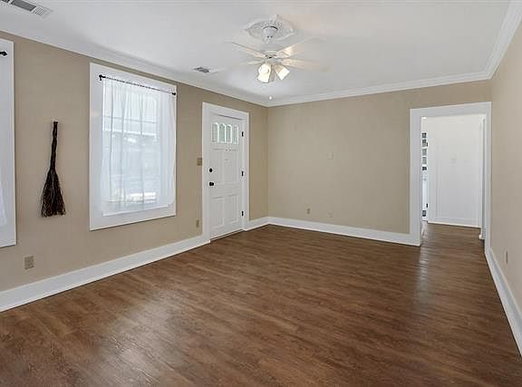 4th image of 719 S Jahncke Ave
