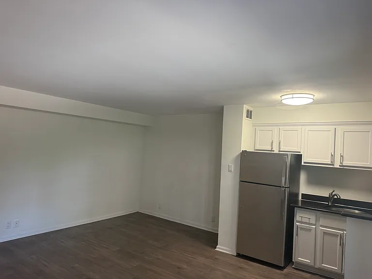 6118 N Sheridan Rd #705 — Photo 3